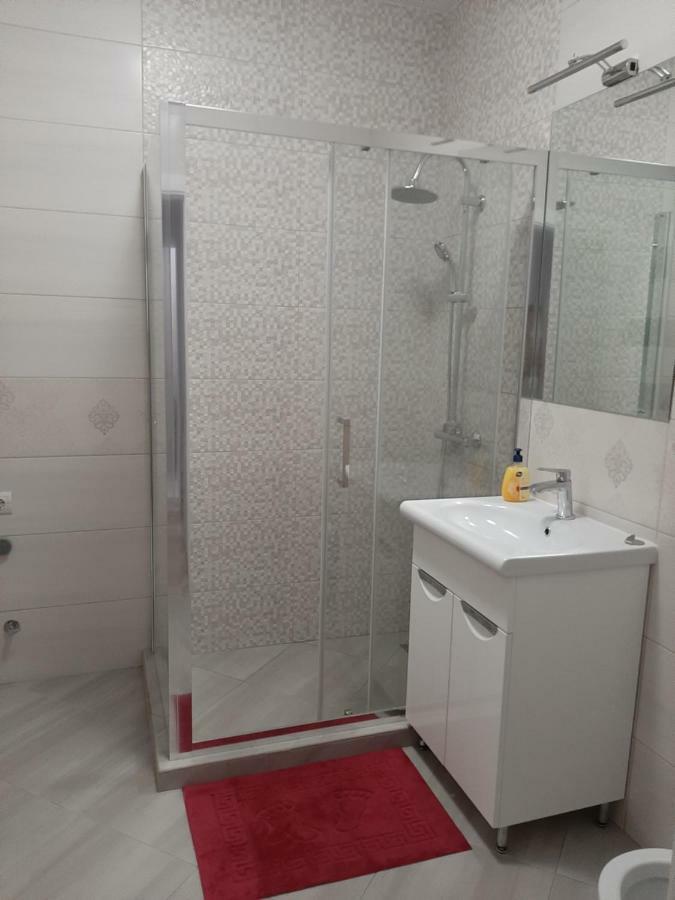 Apartment In Serbska Lviv Dış mekan fotoğraf