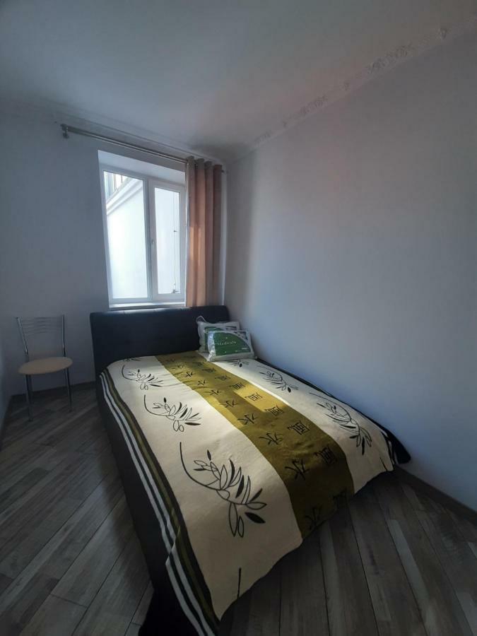 Apartment In Serbska Lviv Dış mekan fotoğraf