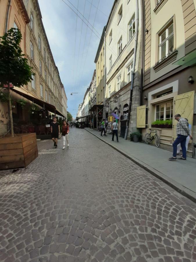 Apartment In Serbska Lviv Dış mekan fotoğraf