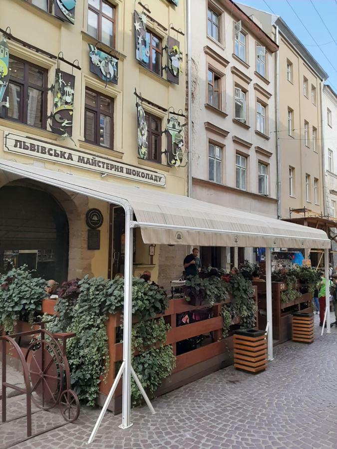 Apartment In Serbska Lviv Dış mekan fotoğraf